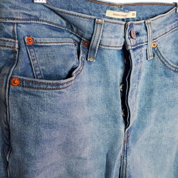 Levi's Women's Wedgie Straight Stretch Jean size 30 - Picture 4 of 10